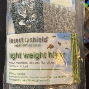 New Insect Shield Light Weight Hiker Socks Large Fits Men Shoe 12.5-15 Women 12